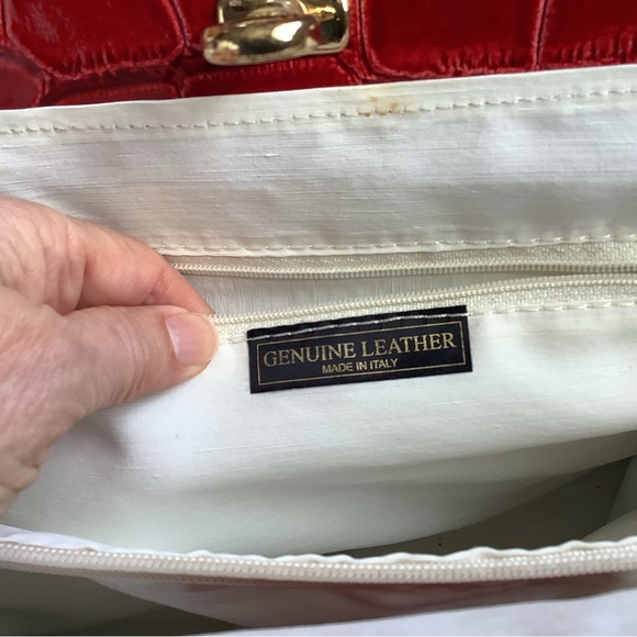 Genuine Leather, Made in Italy, red croc embossed, handbag - Picture 5 of 10